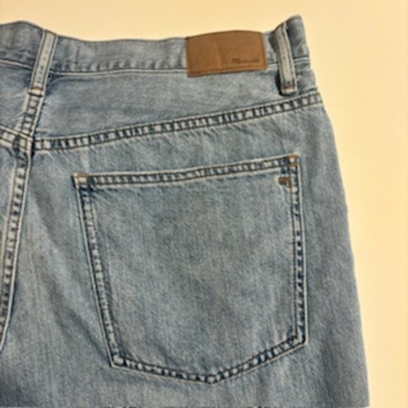 Madewell Denim - Madewell - The Slouchy Boyfriend Jeans - Size 31